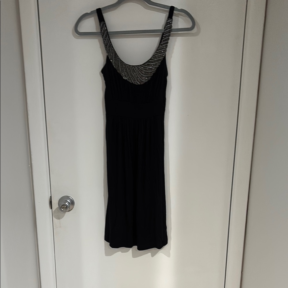 Elegant Black Sleeveless Dress